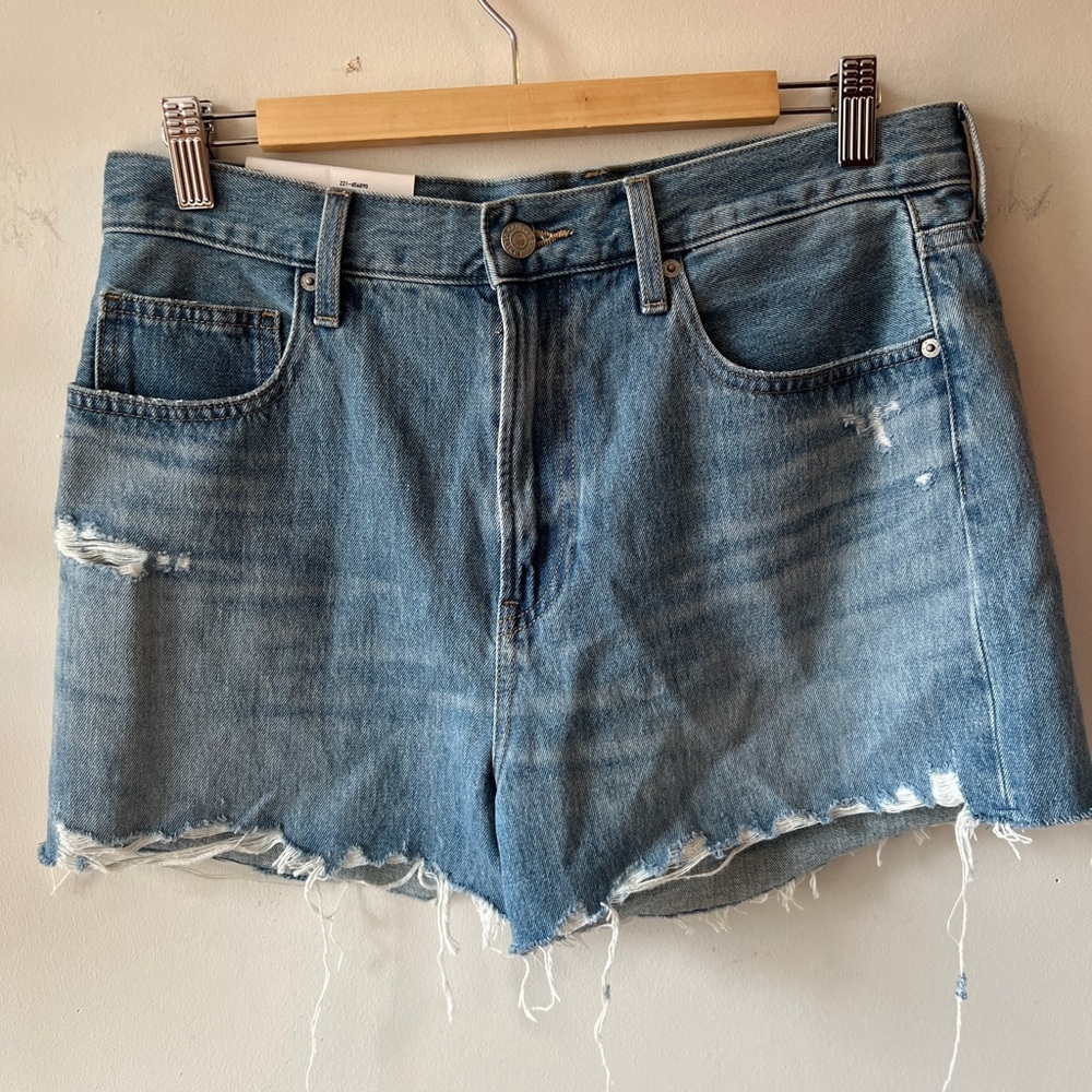 Uniqlo Boyfriend Denim Shorts NWT 27